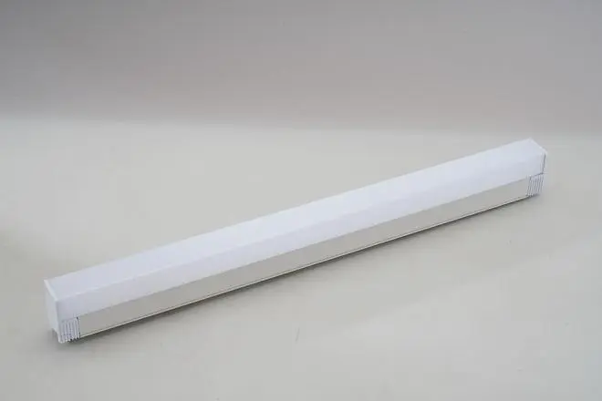 Трековый светильник ЭРА TR53 - 1840 WH Трековый светильник ЭРА TR53 - 1840 WH