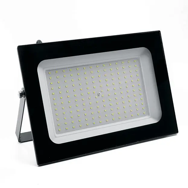 Прожектор SAFFIT 55168 SFL90-200 IP65 200W 6400K черный Прожектор SAFFIT 55168 SFL90-200 IP65 200W 6400K черный